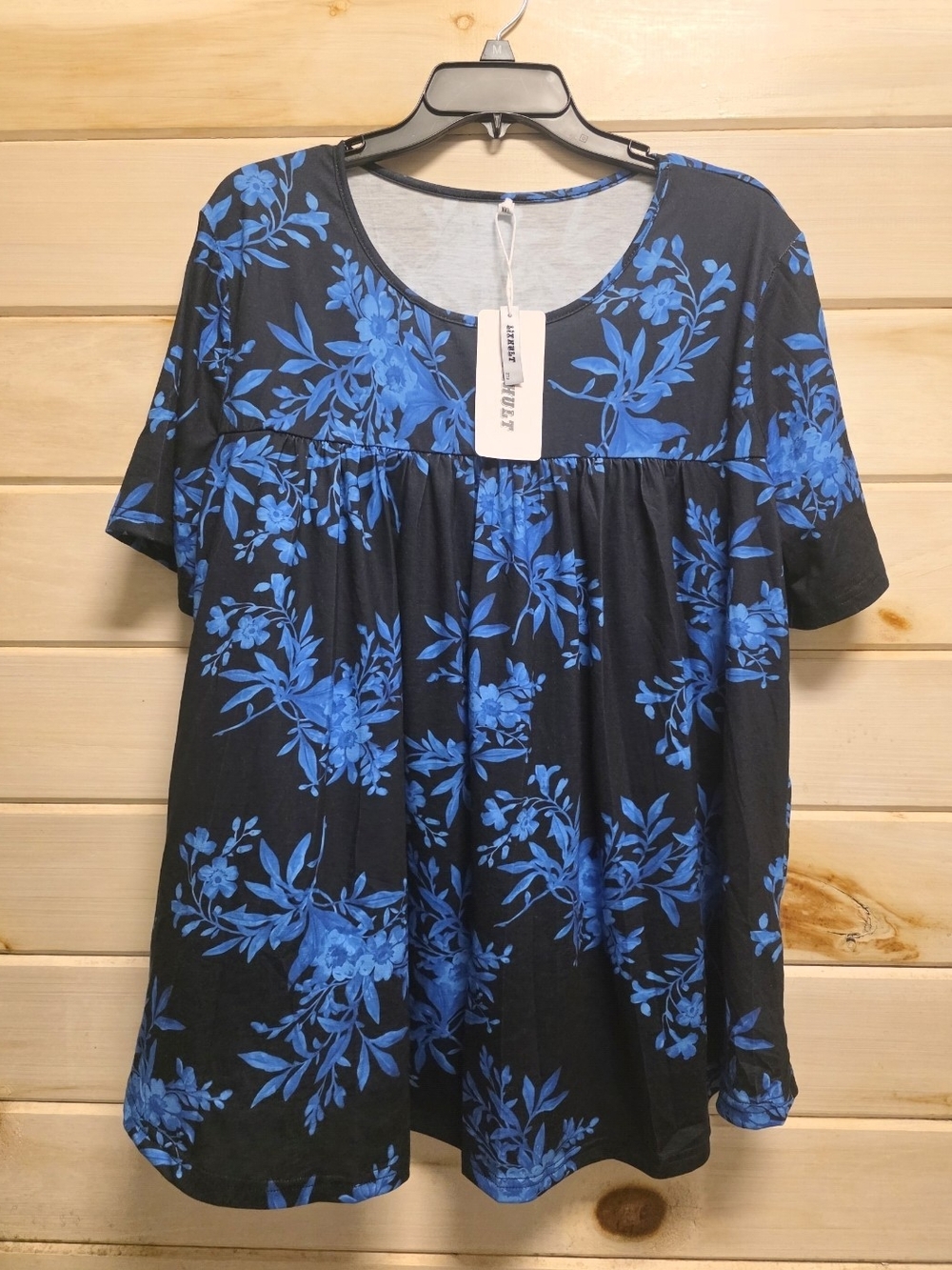 Blue Floral Short-Sleeve Women’s Top - Unbranded